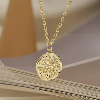 AUKSINĖ GRANDINĖ SU APVALIU PAKABUKU