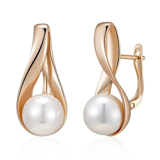 AUKSINIAI AUSKARAI SU PERLU